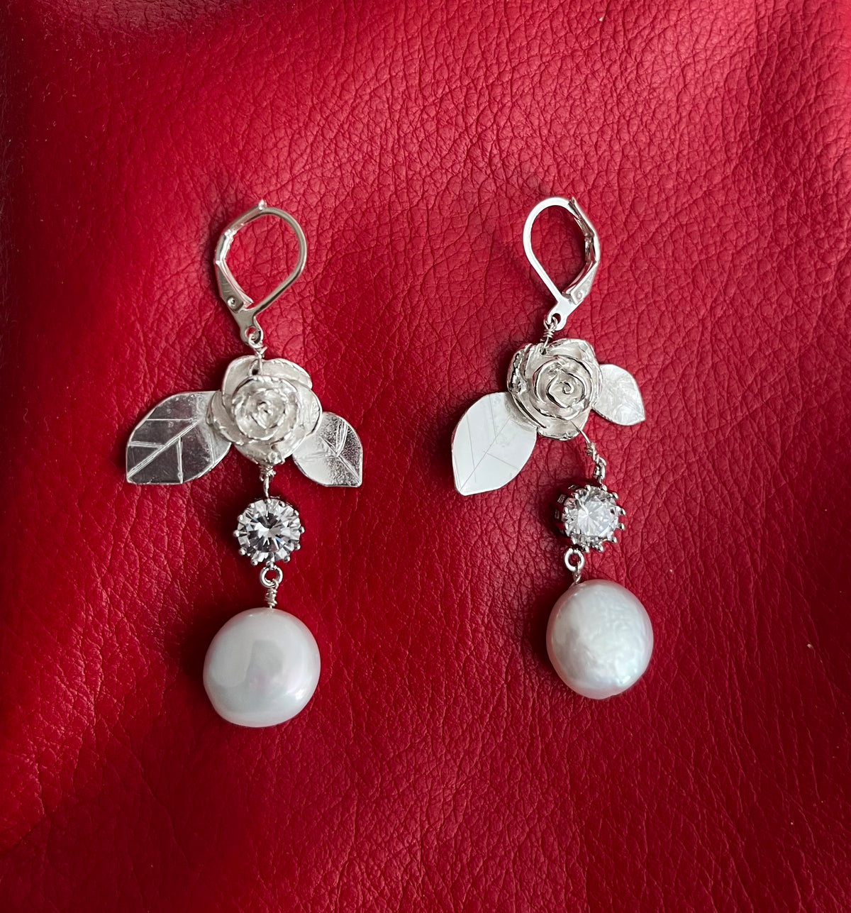 Silver rose pearl
