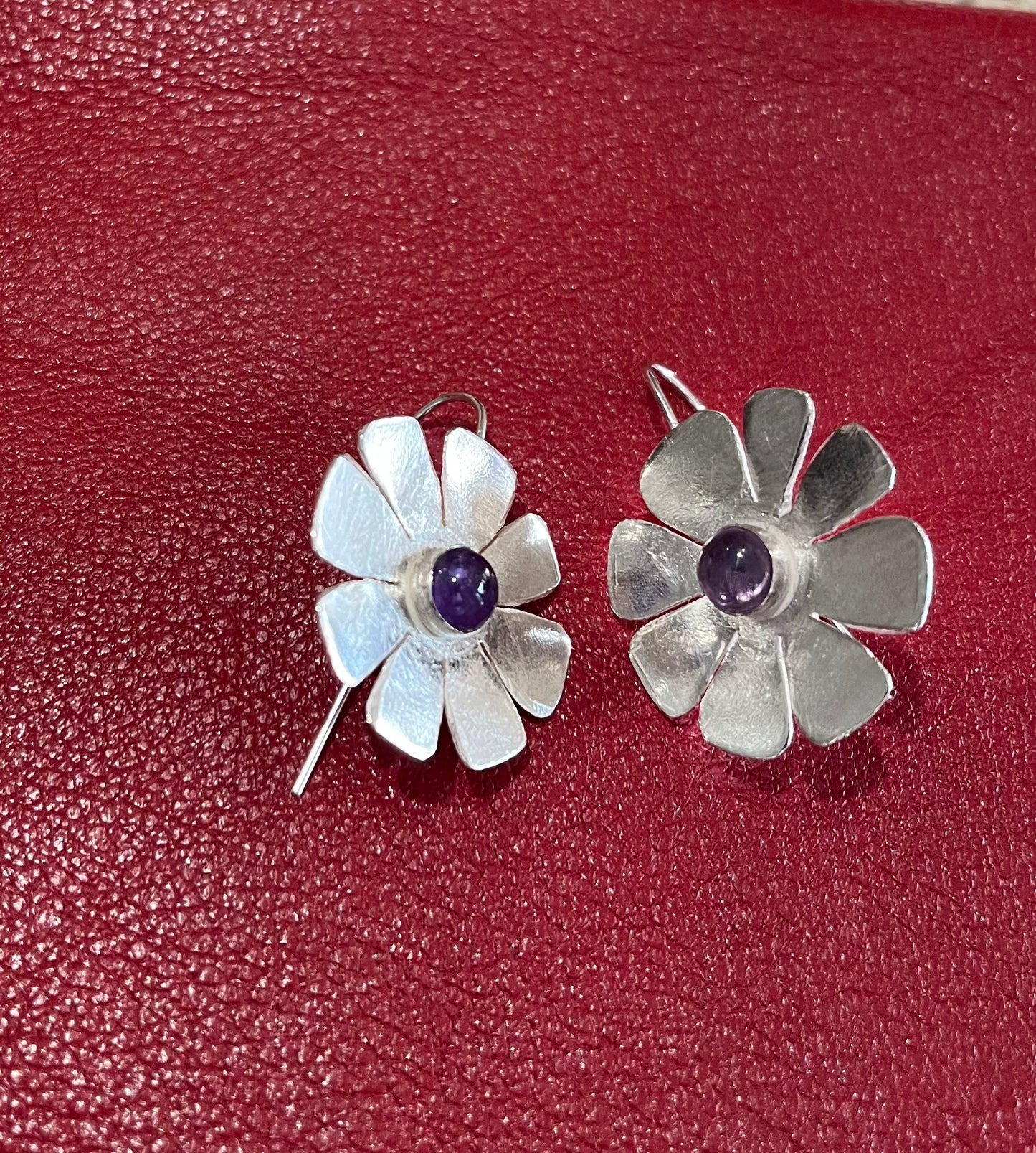 Flower Amethyst silver earrings