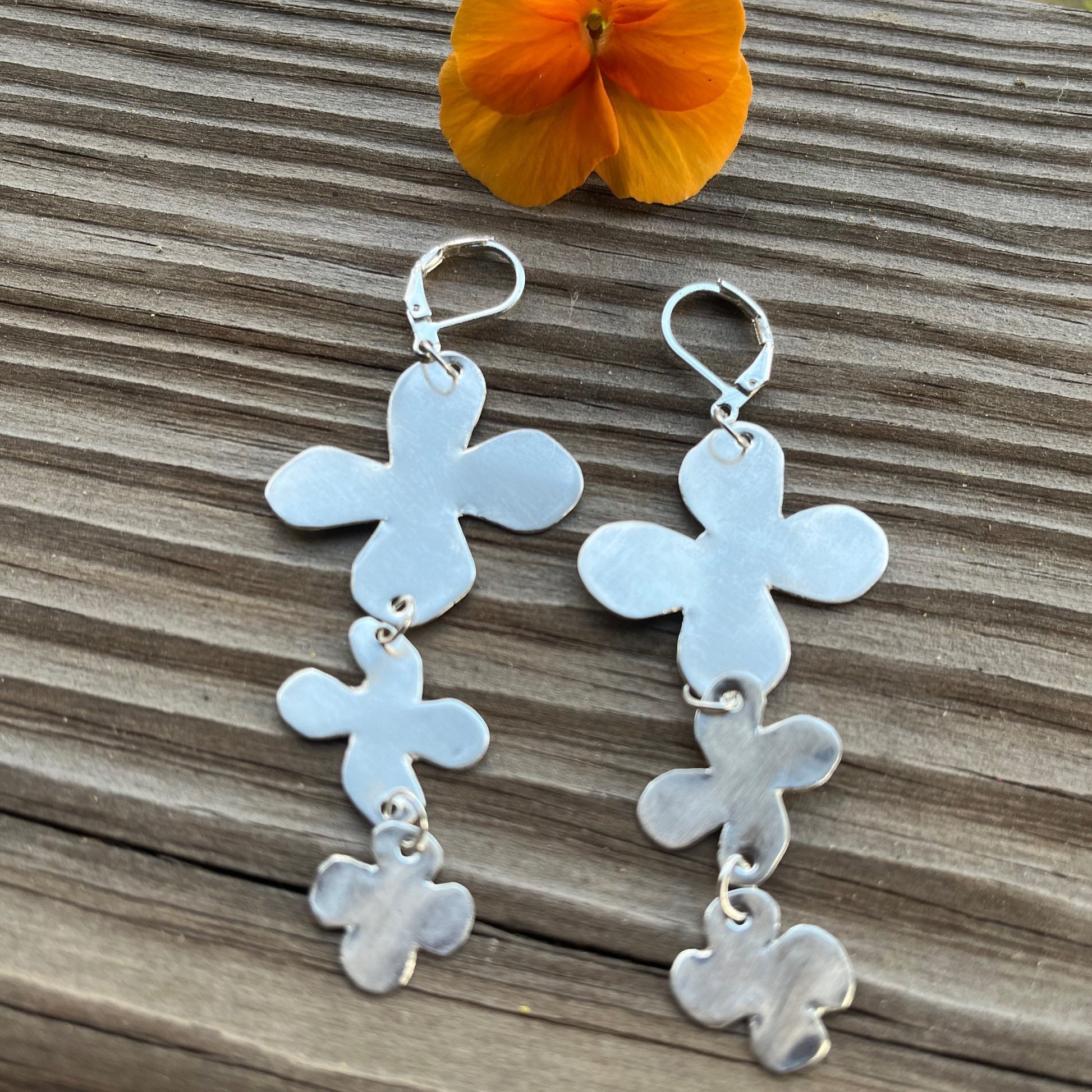 Flower earrings image 0