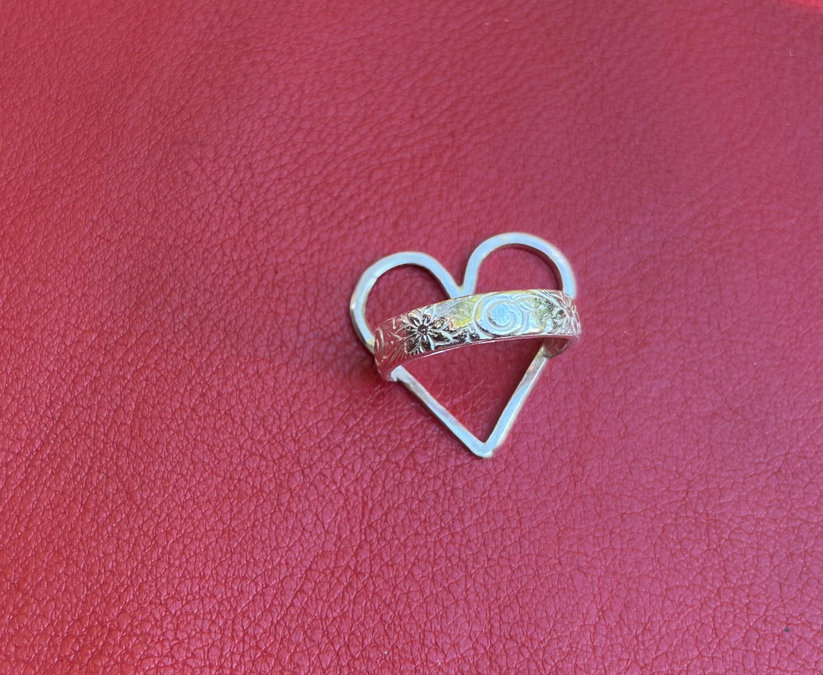 Open heart sterling ring