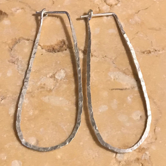 Sterling hammered earring  image 0