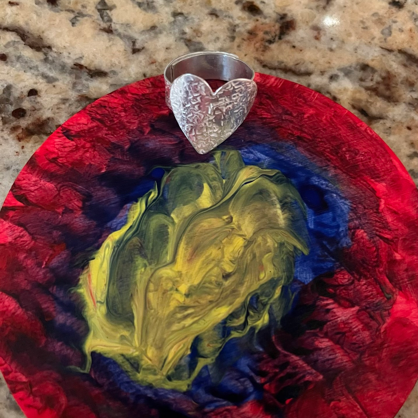 Heart ring image 2
