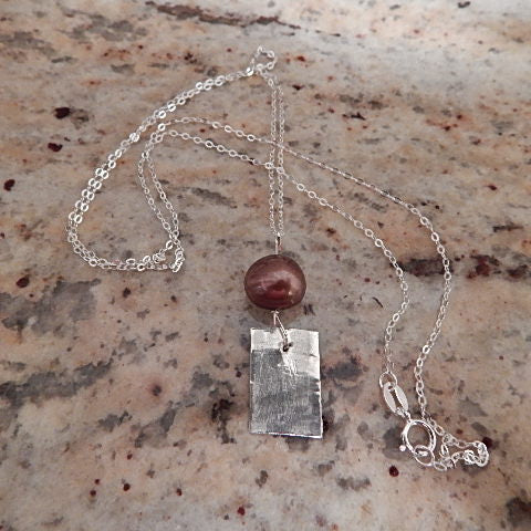 Silver and bronze pearl necklace image 1
