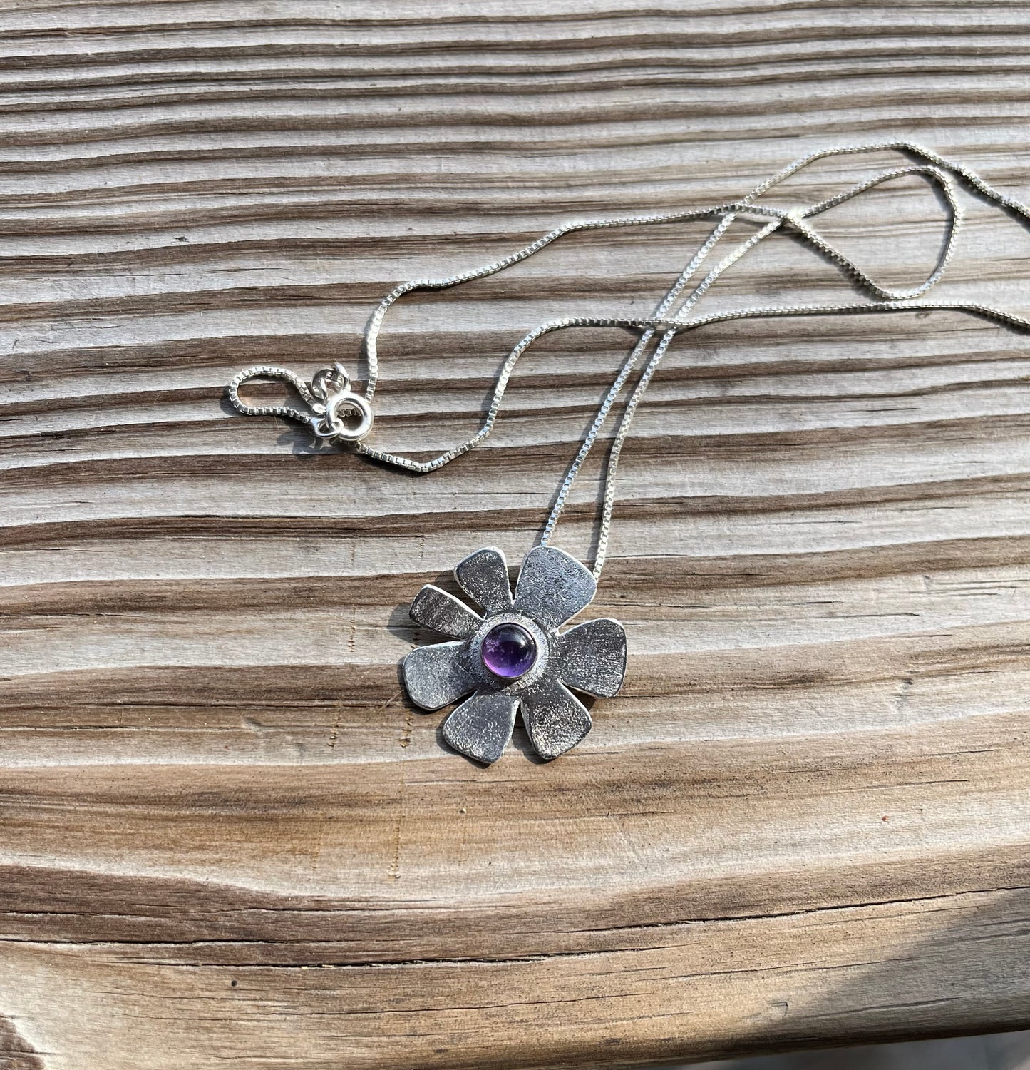 Amethyst flower pendant necklace