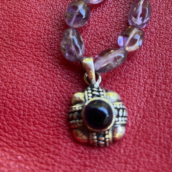 Amethyst pendant necklace