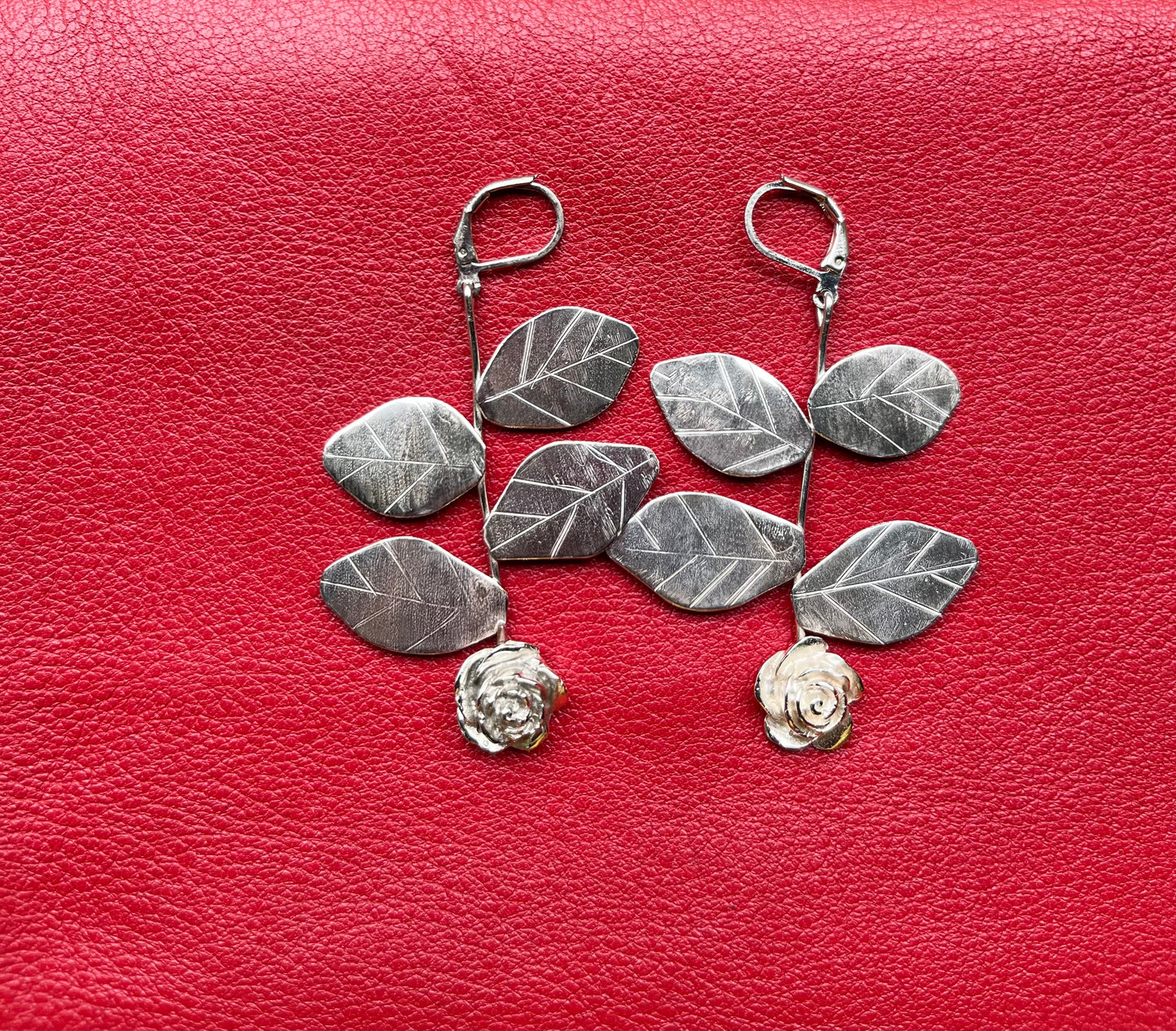 Rose bush earrings New Product