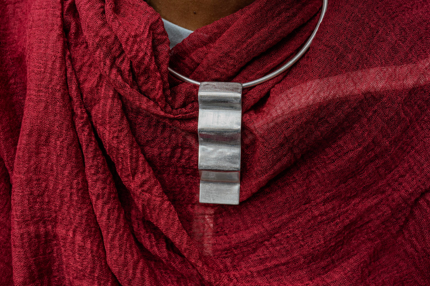 Statement choker sterling