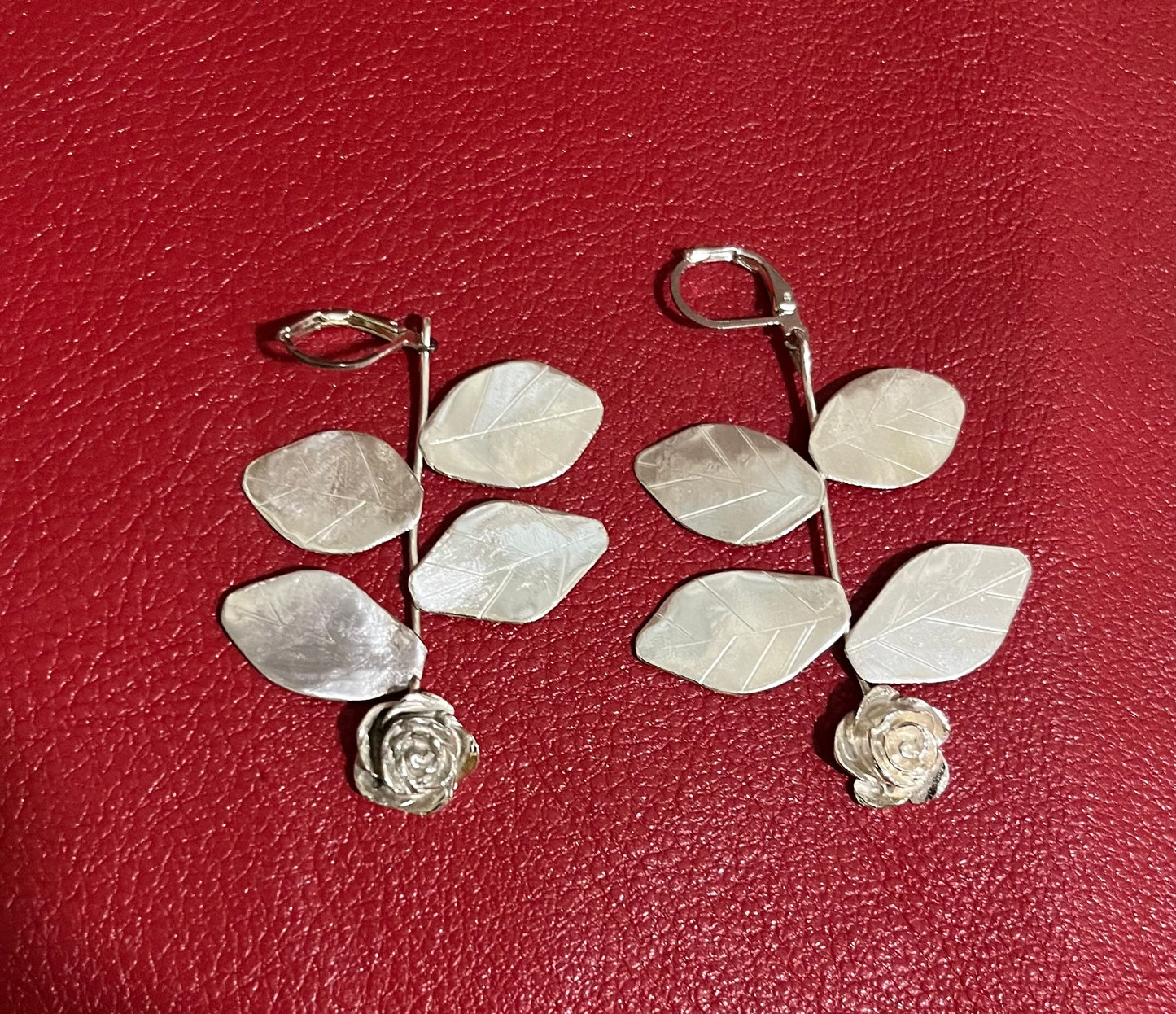 Rose bush earrings New Product