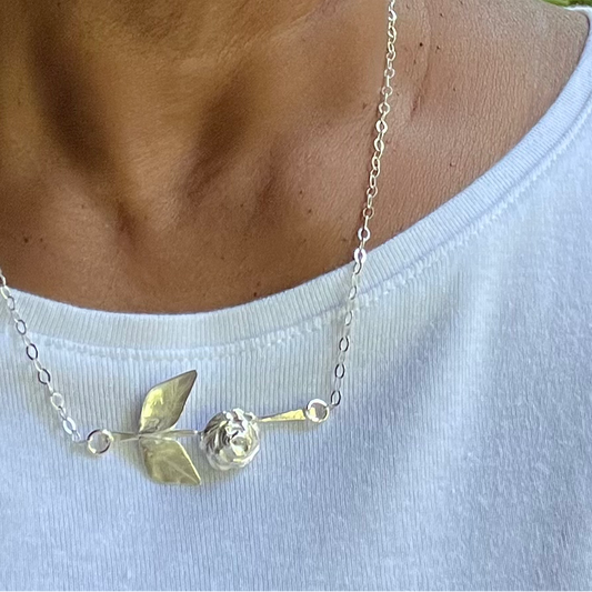 Rose necklace  image 2