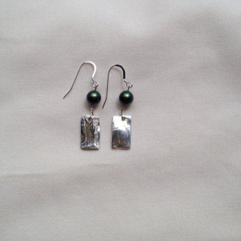 Silver black pearl earring image 0
